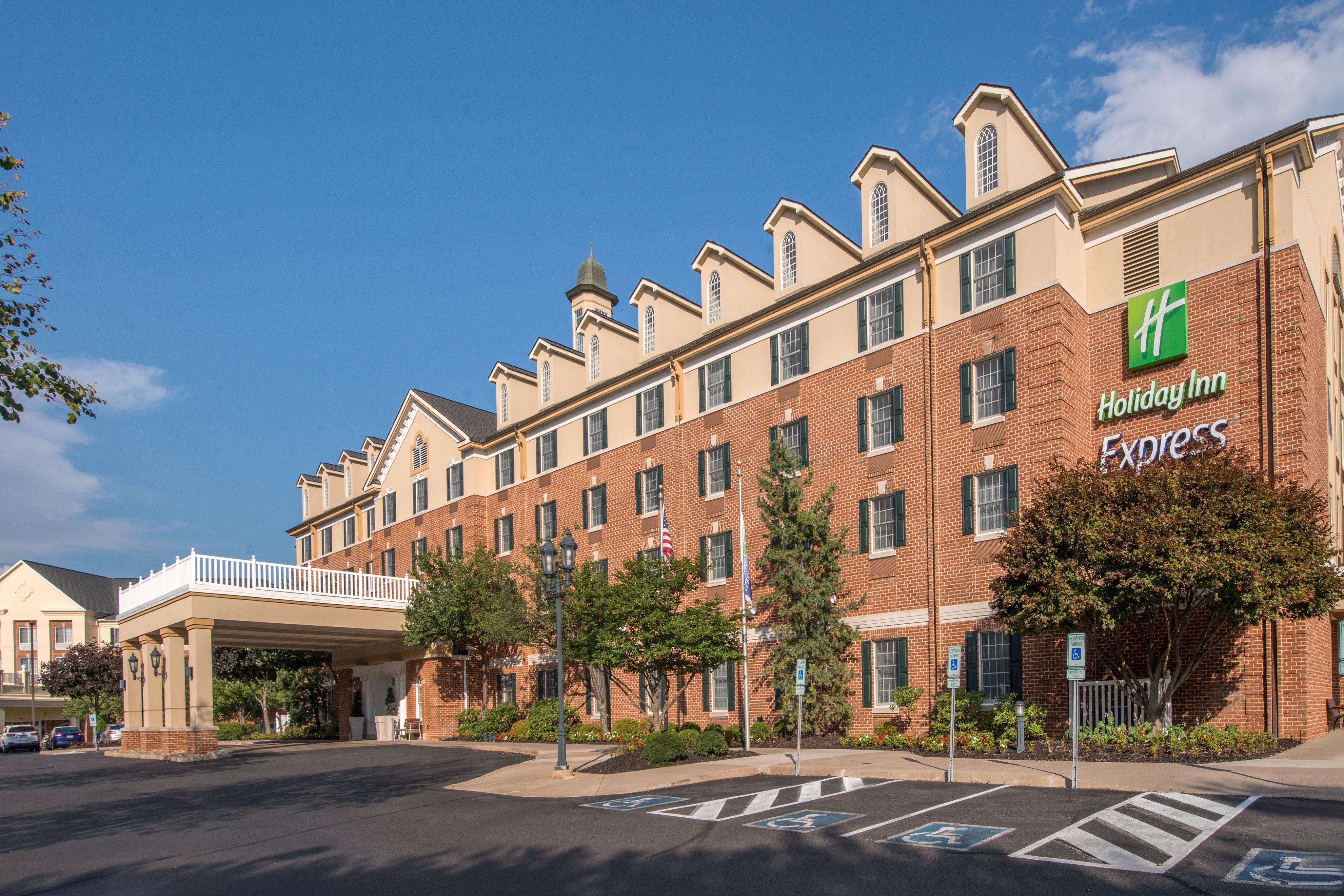 Holiday Inn Express State College At Williamsburg Square, An Ihg Hotel Exteriér fotografie